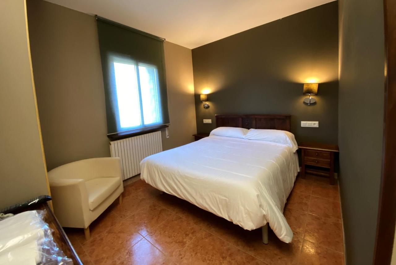 Hotel Casa Custodio La Puebla de Roda Εξωτερικό φωτογραφία